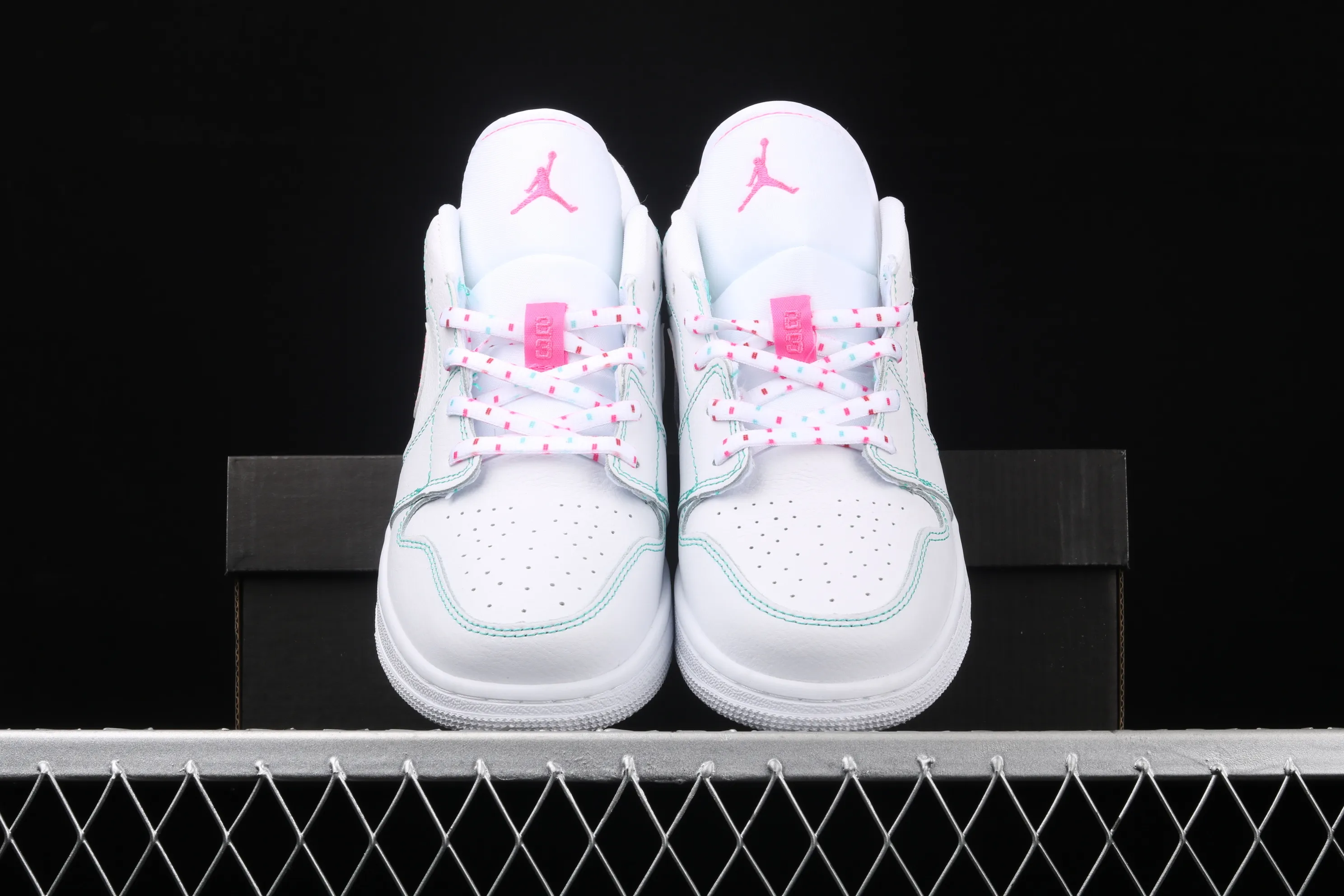 All categories Air Jordan Jordan series basketball shoes Air Jordan 1 Low Air Jordan 1 Low Shadow AJ1 Joe 1 pink line low-top cultural and leisure sports sneakers 554723-101